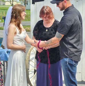 Meet your Posher, Connie